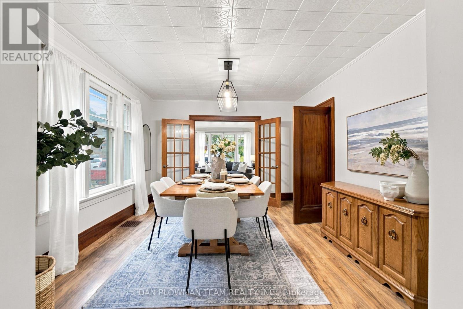 307 WILLIAM STREET E - 10
