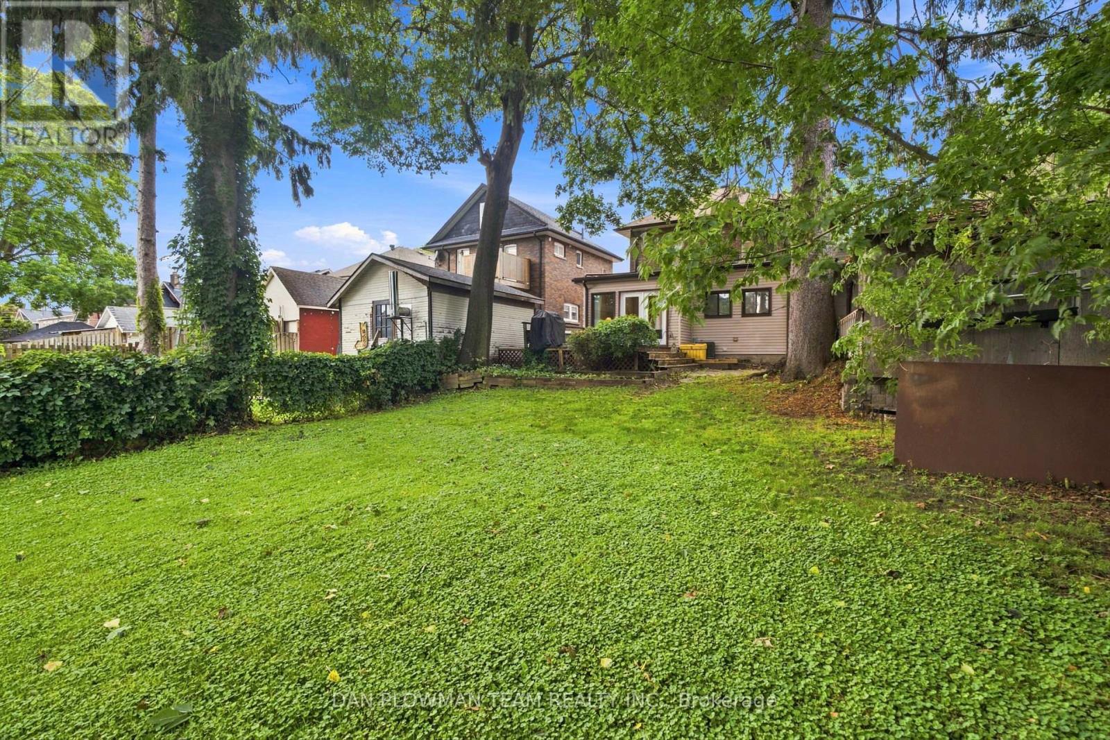 307 WILLIAM STREET E - Image 35