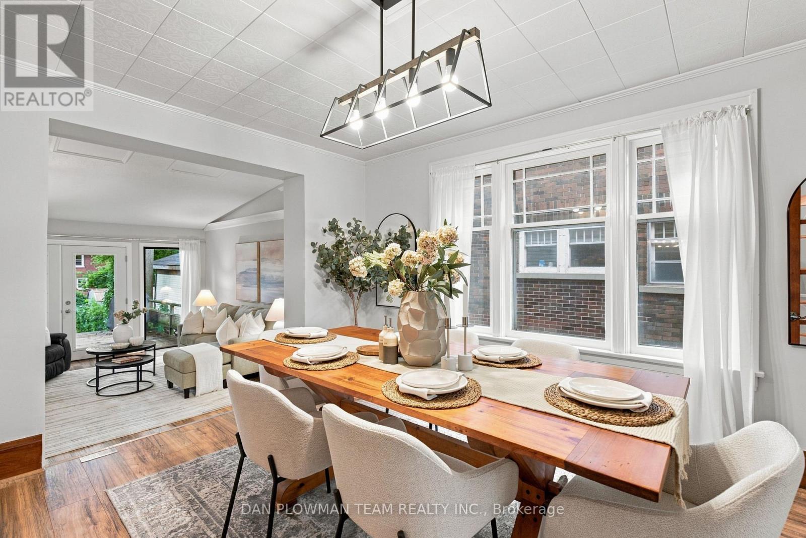 307 WILLIAM STREET E - Image 9