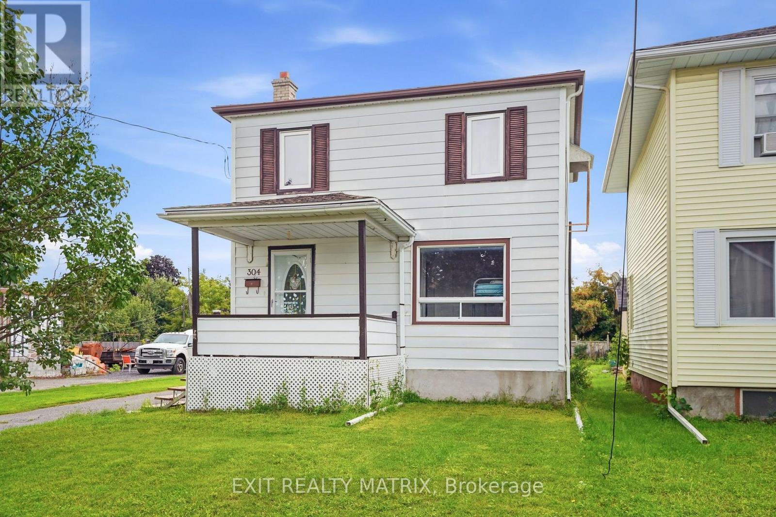 304 ABBOTT STREET