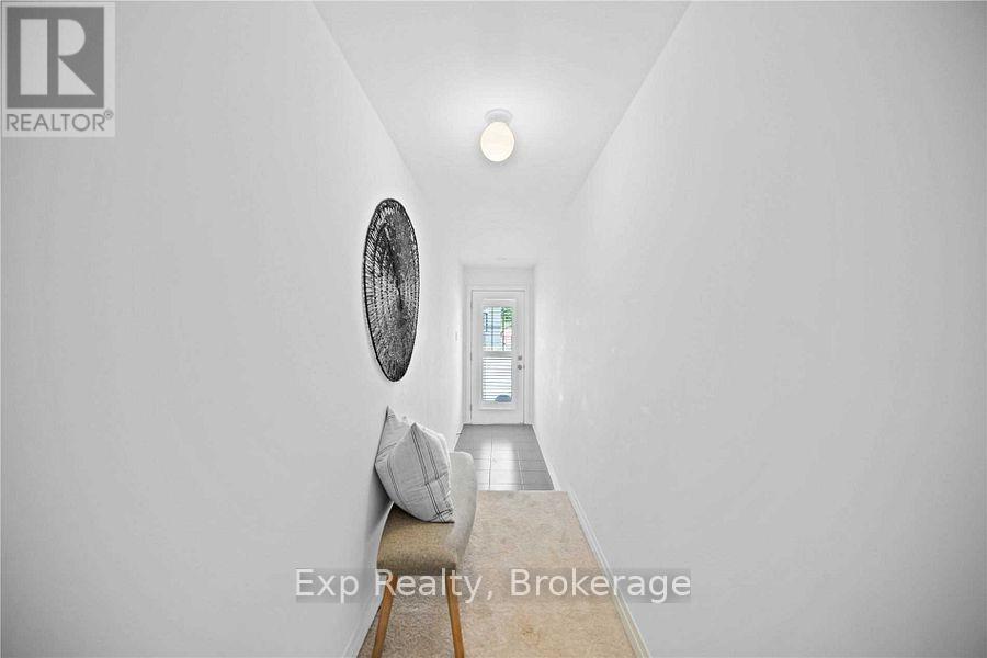1435 GREEN ROAD - Image 3