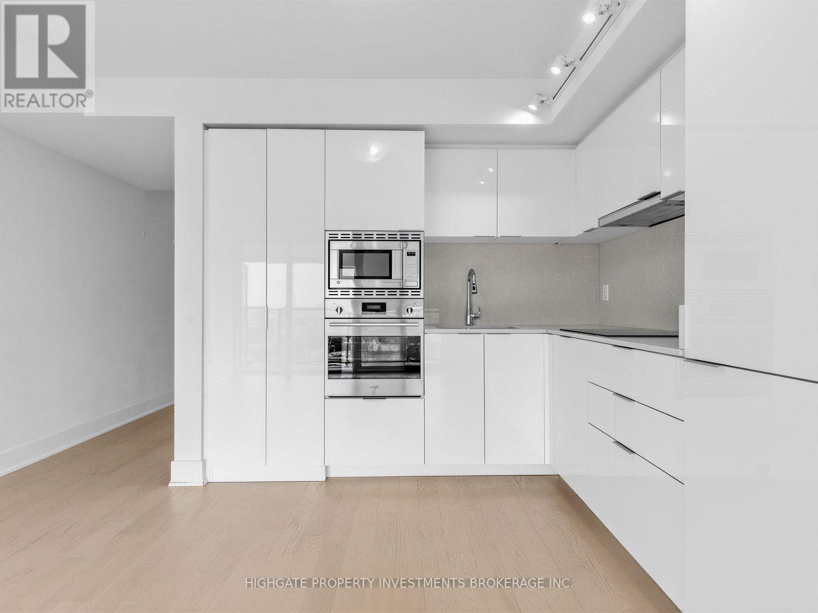 #2711 955 BAY STREET - Image 11