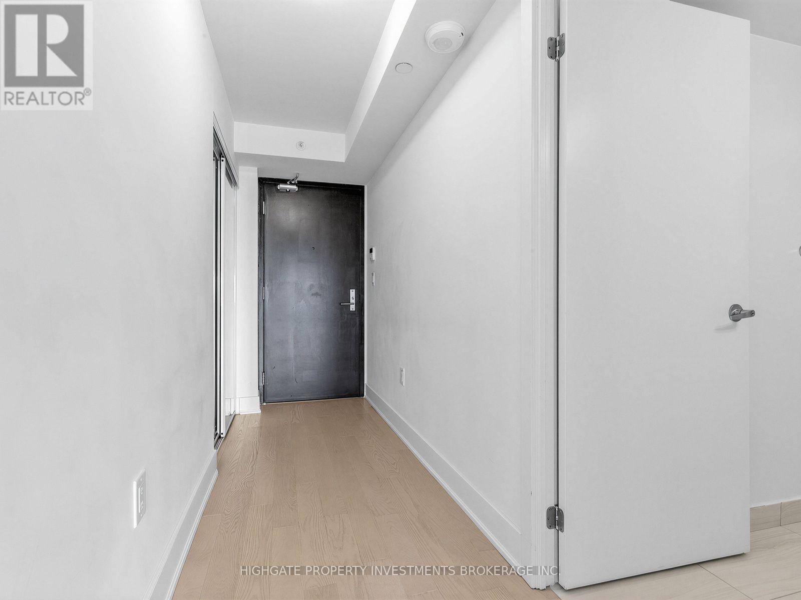 #2711 955 BAY STREET - 2