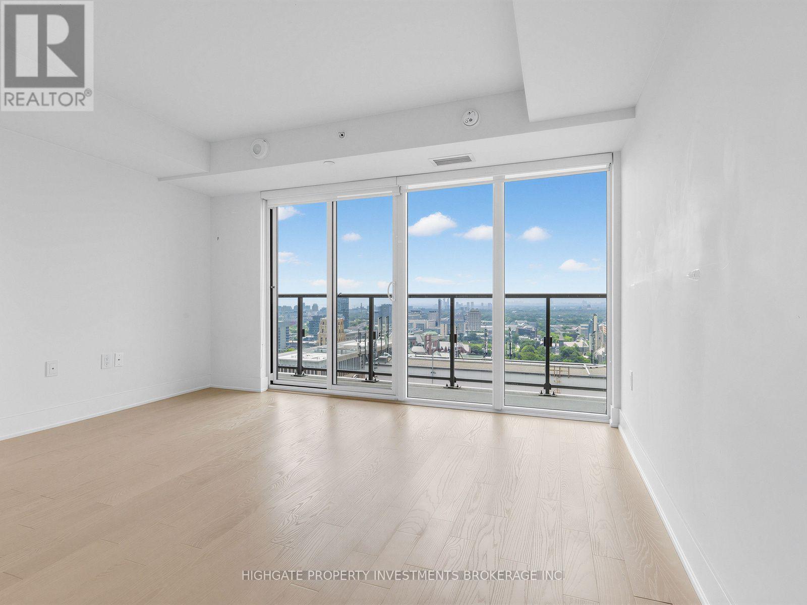 #2711 955 BAY STREET - Image 12