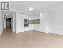 2711 - 955 Bay Street, Toronto, ON M5S0C6 Photo 6