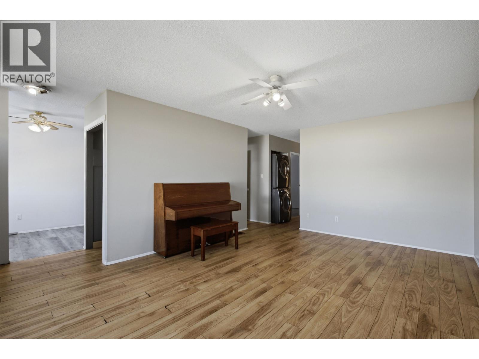 1180A BLAIR STREET - 8