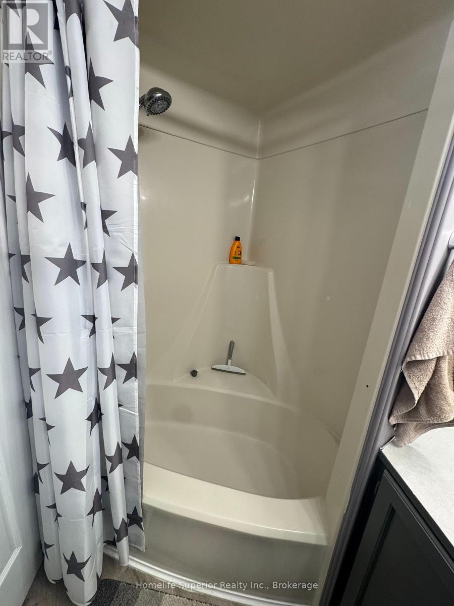 #5 485-5139 HALSTEAD BEACH ROAD - 19