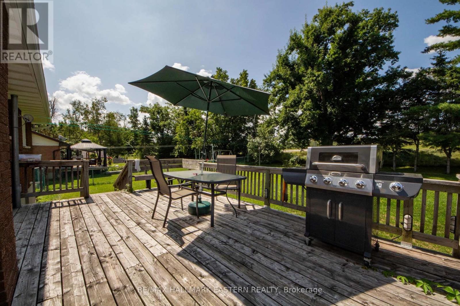 796 MAPLE DRIVE - 12