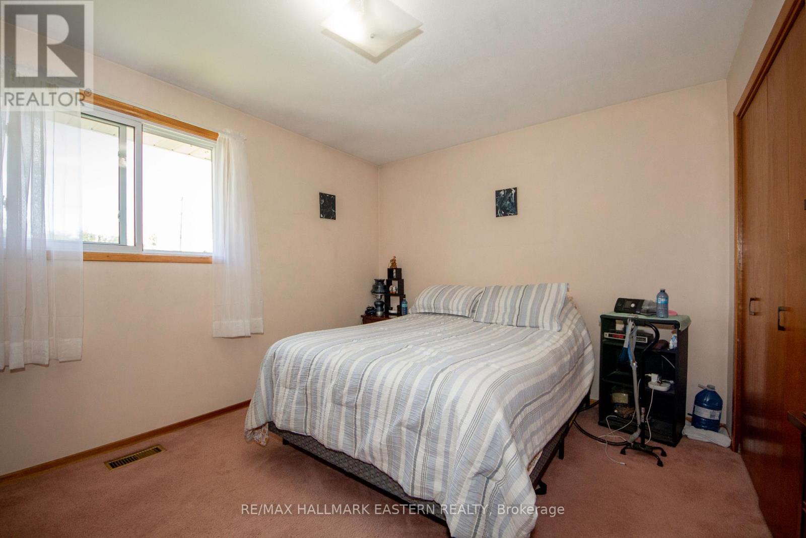 796 MAPLE DRIVE - Image 14