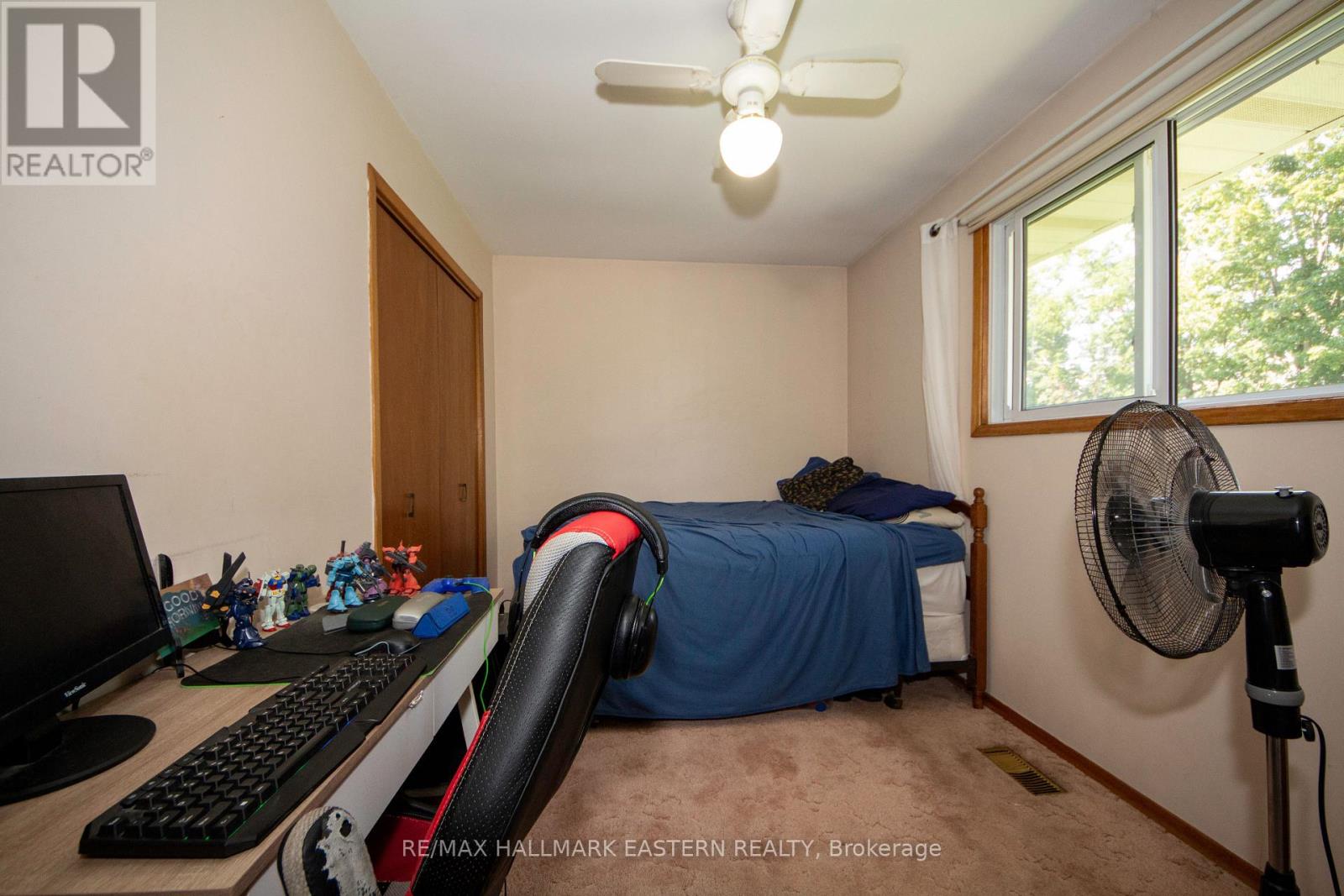 796 MAPLE DRIVE - Image 17
