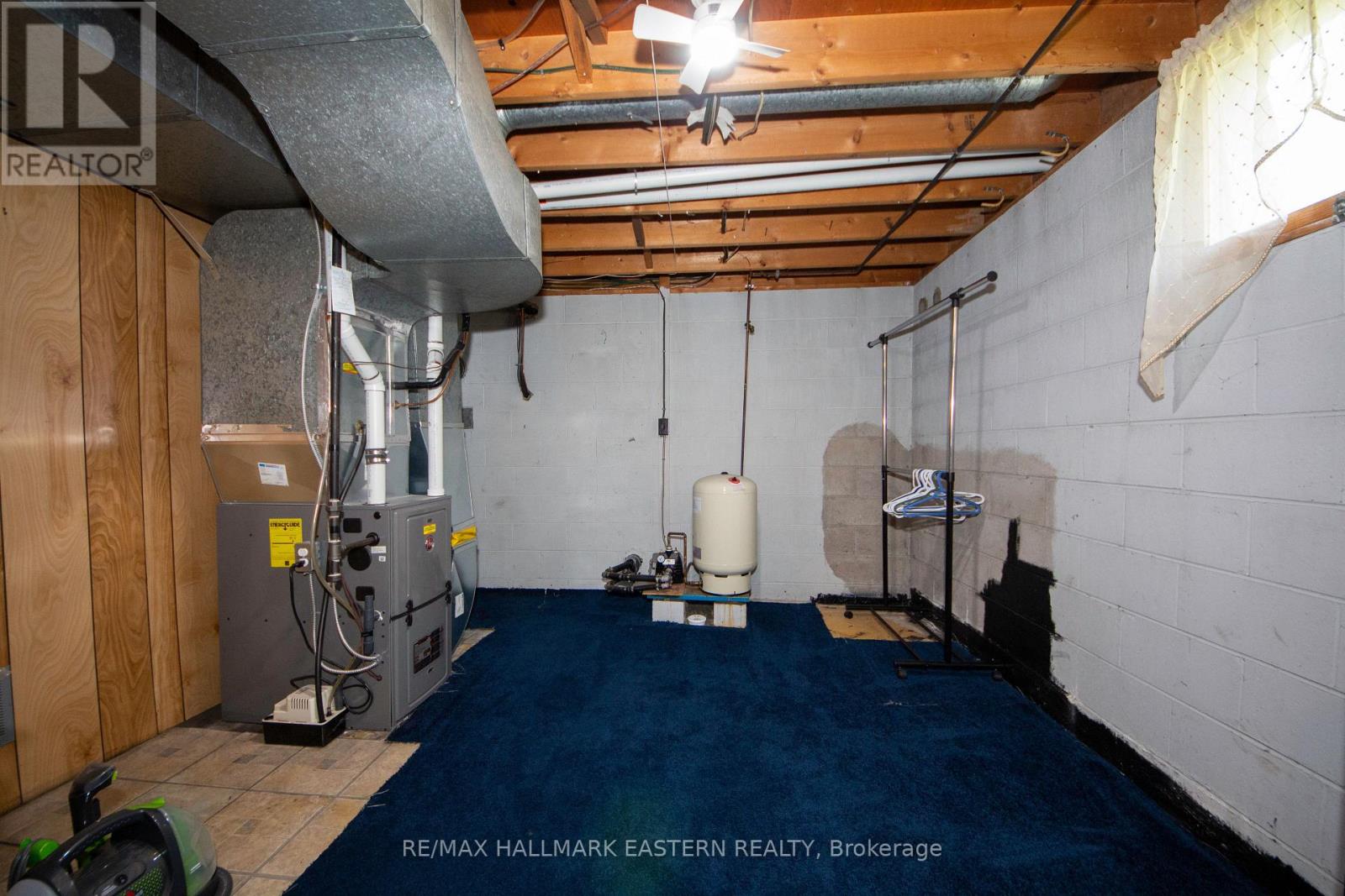 796 MAPLE DRIVE - Image 24