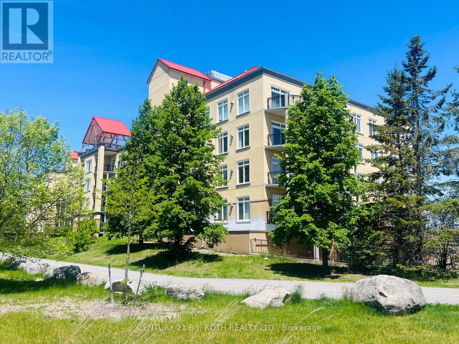 311 - 140 CEDAR ISLAND ROAD