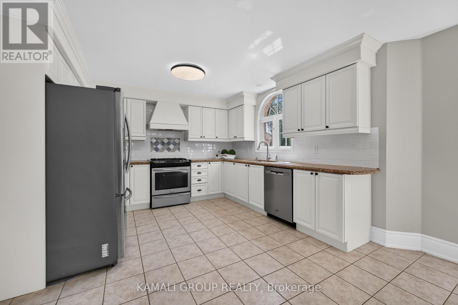 10 REBECCA COURT - Image 14