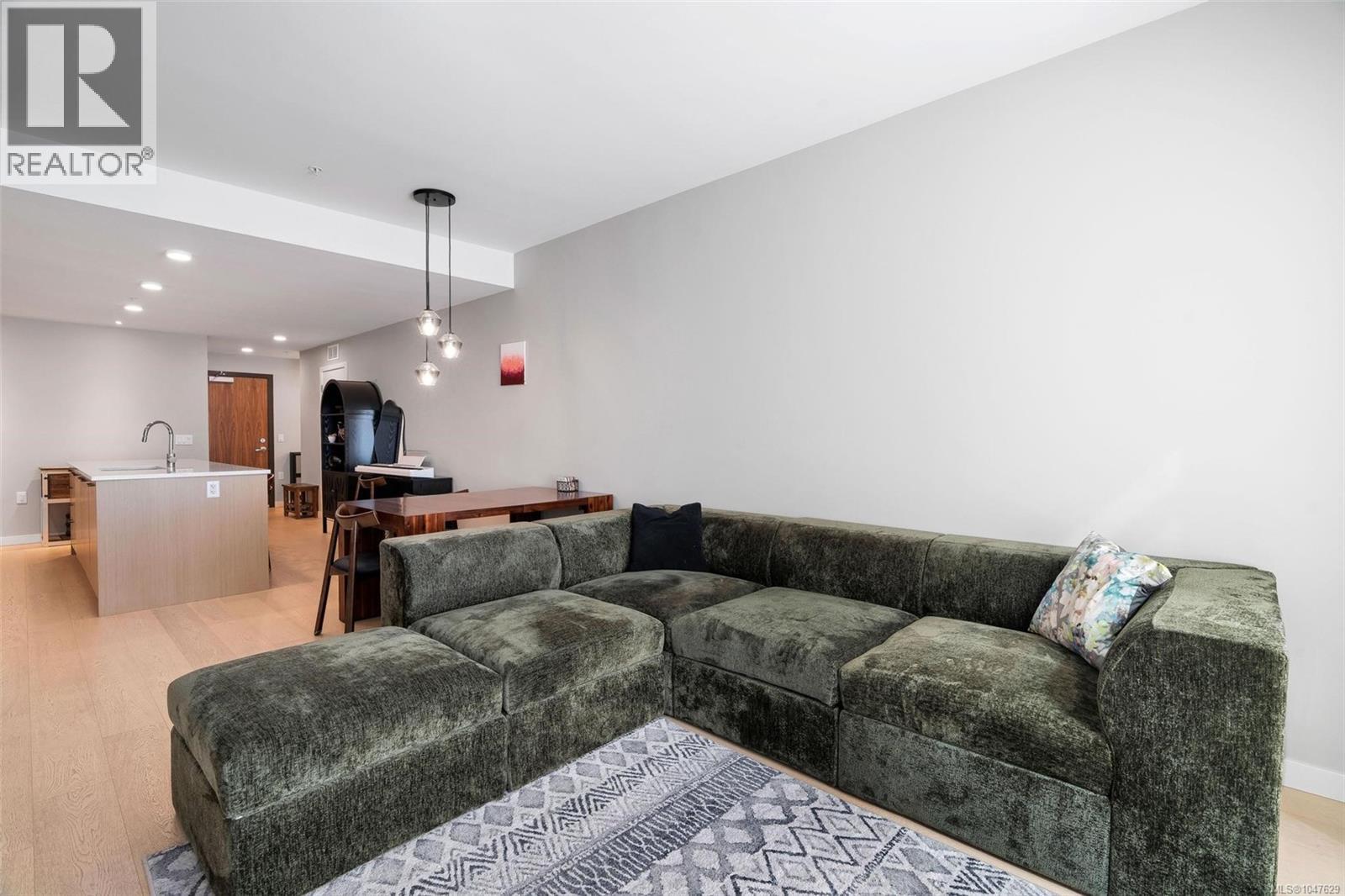#303 9775 Fourth St - 6