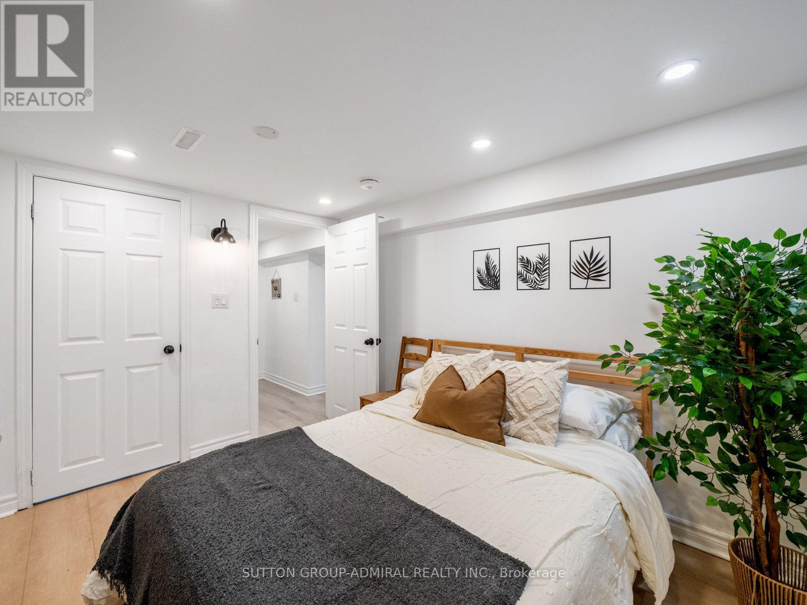 65 WOODBURY ROAD - Image 31