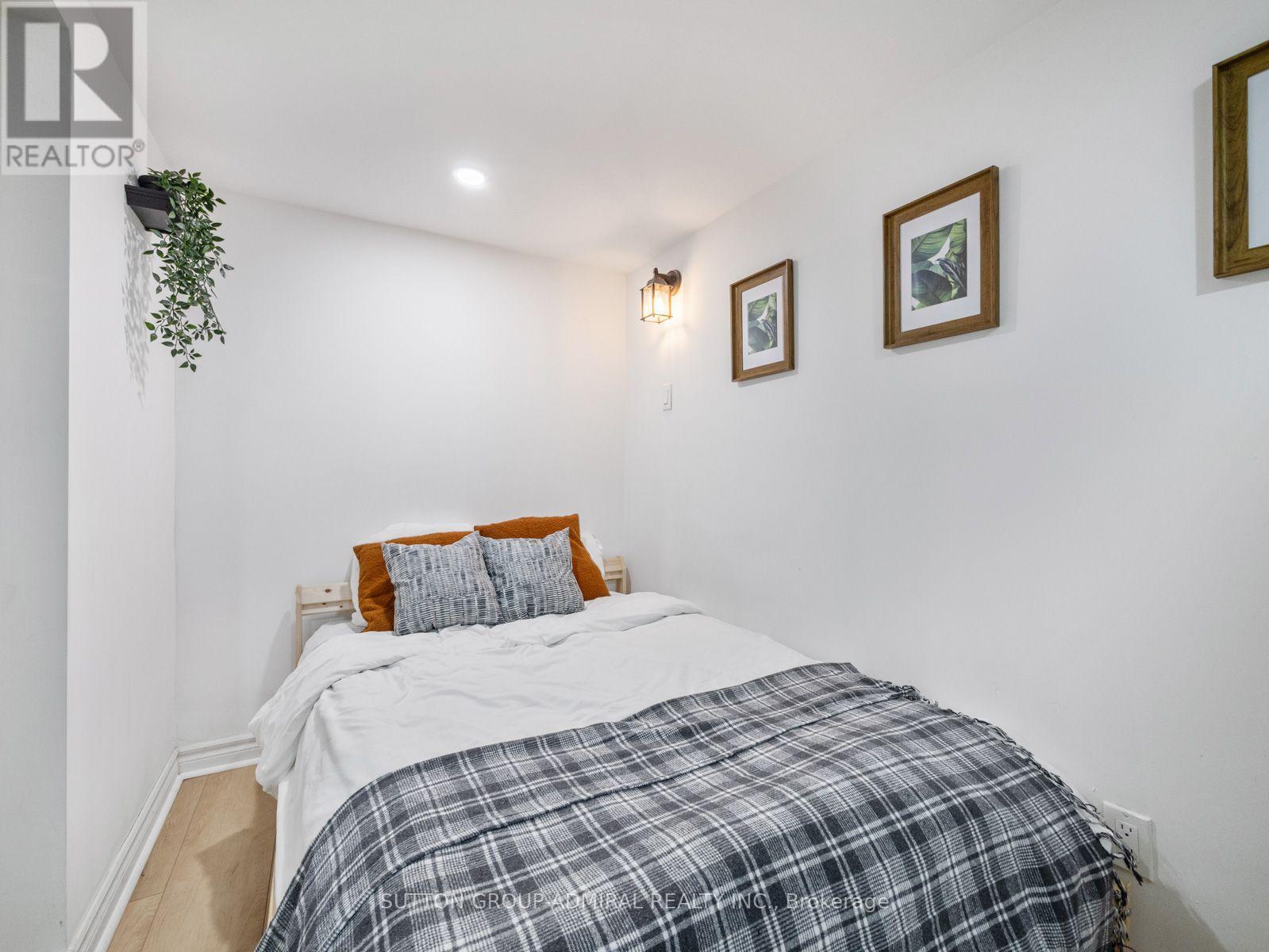 65 WOODBURY ROAD - Image 37
