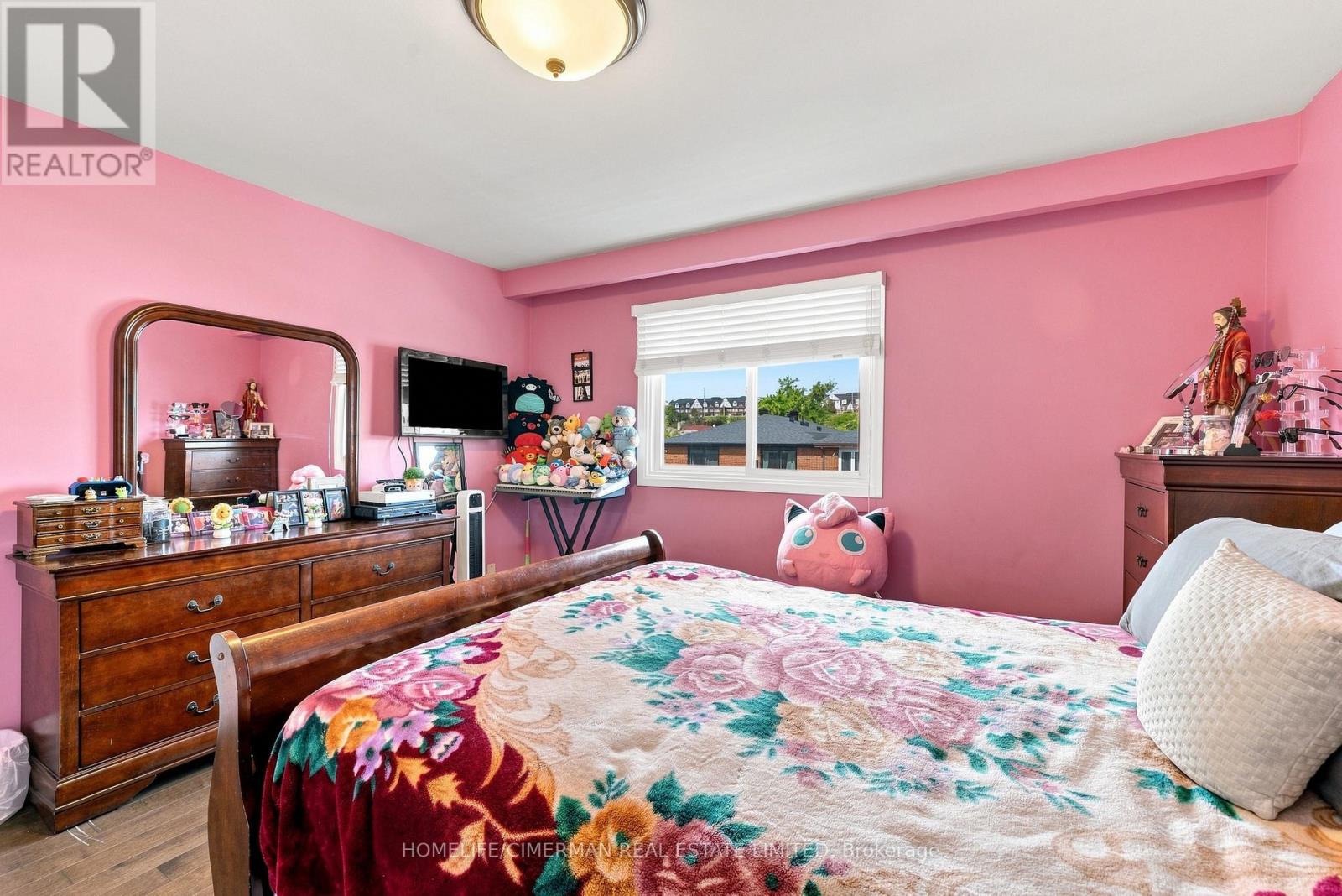 505 APPLEDORE CRESCENT - Image 14