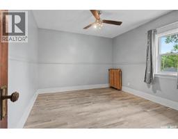 1037 Chestnut Avenue, Moose Jaw, SK S6H1A5 Photo 40