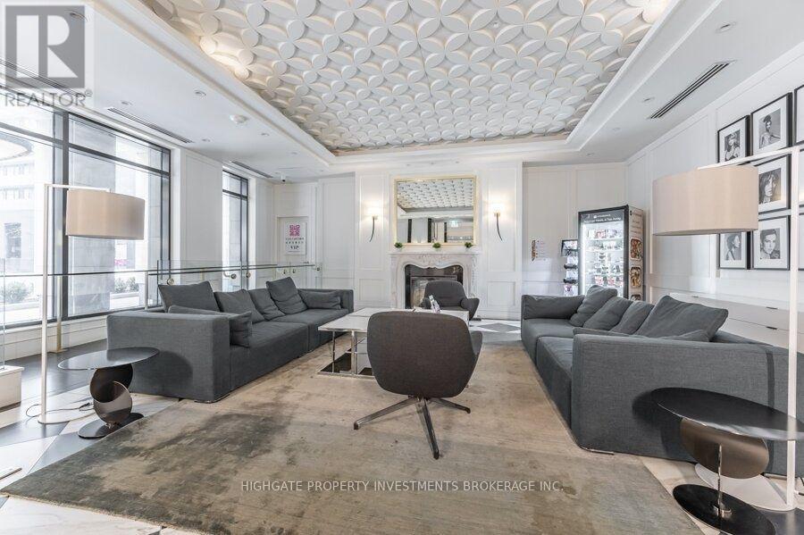 #2711 955 BAY STREET - Image 30