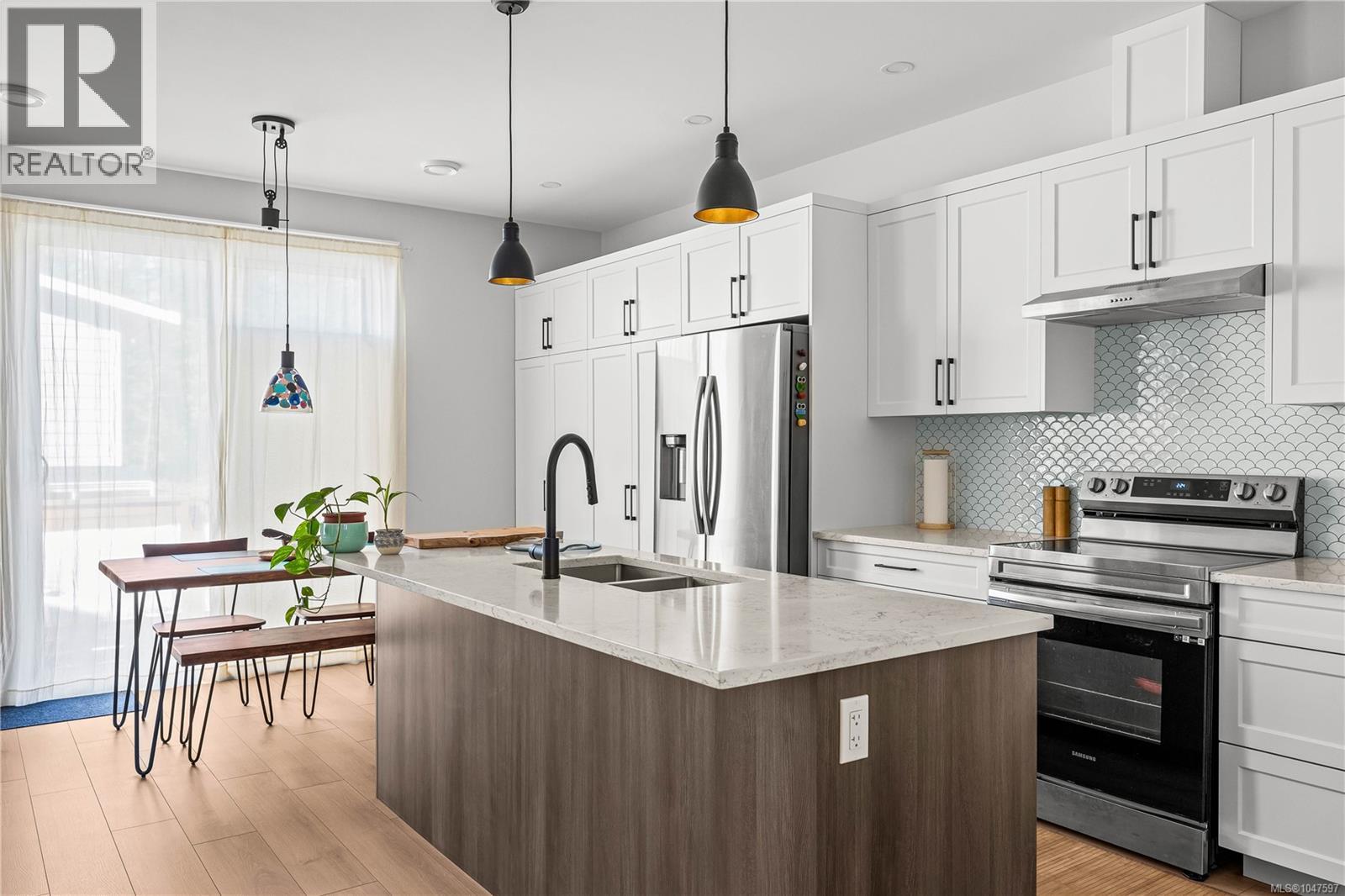 7 1090 Evergreen Rd, Campbell River