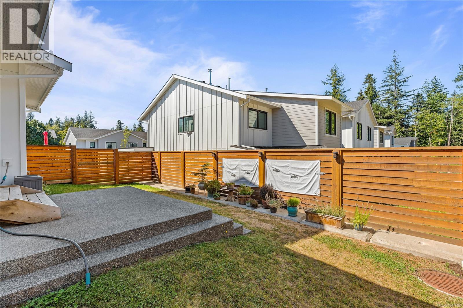 #7 1090 Evergreen Rd - 45