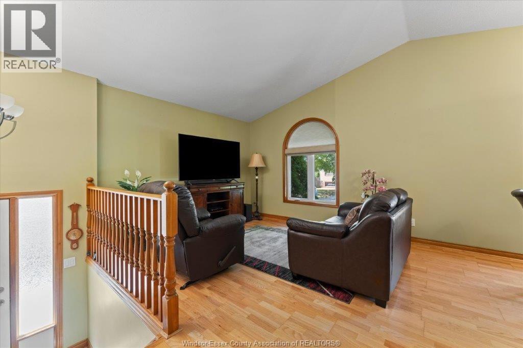 3948 BLISS ROAD - 3