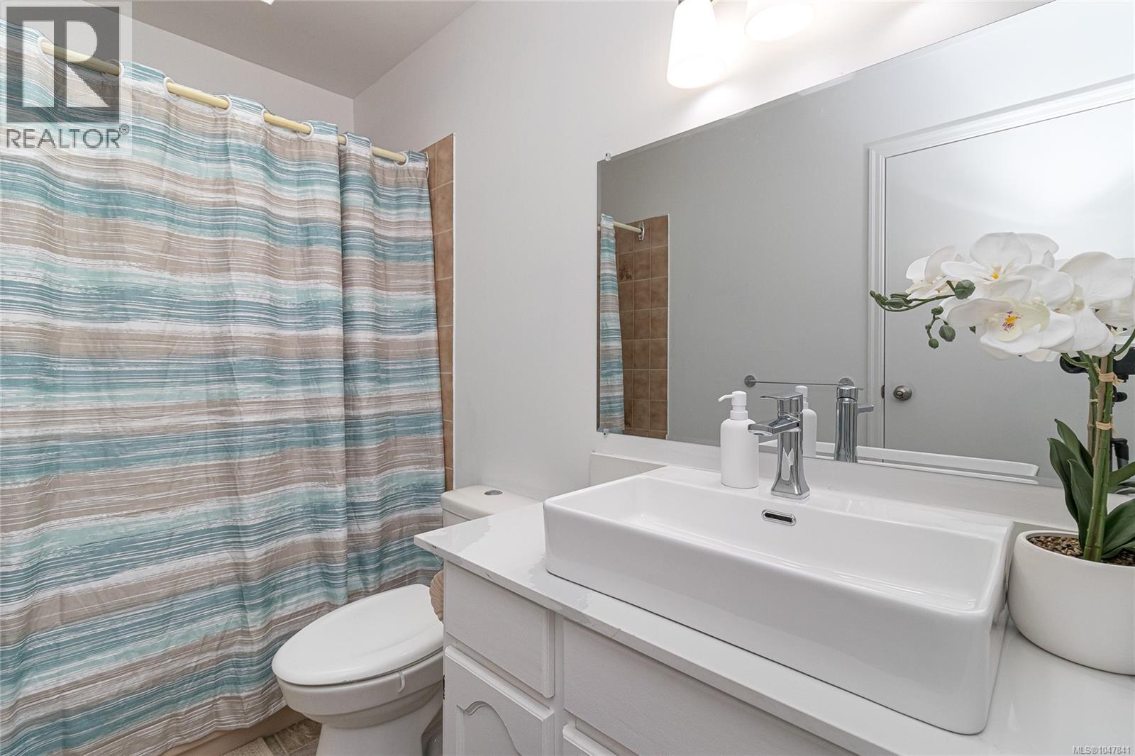 2827 Pickford Rd, Colwood