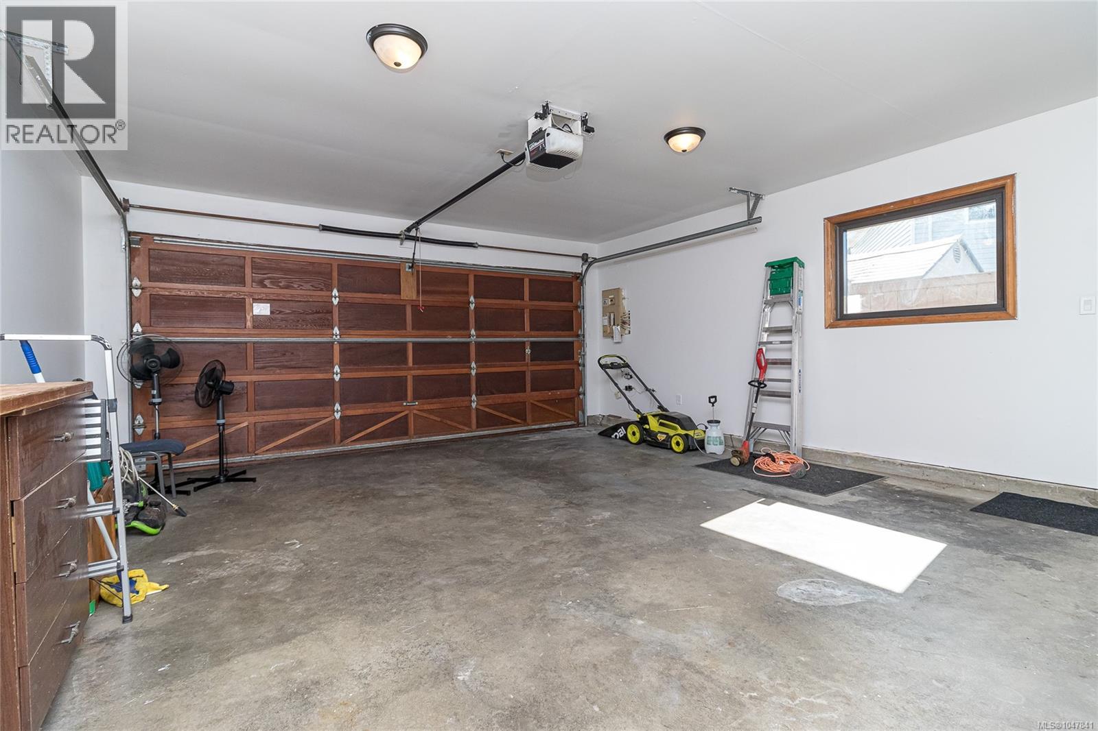 2827 Pickford Rd, Colwood