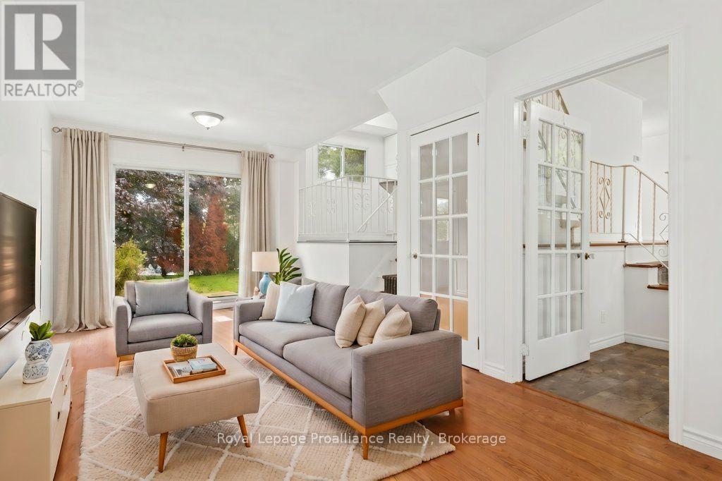8 PANTER CIRCLE - Image 16