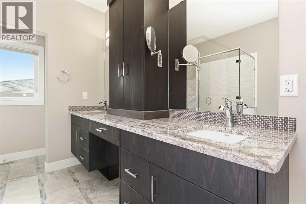 Listing photo – 475 Townsend Street, Red Deer