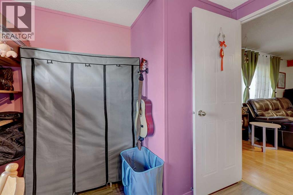 10115 99 Avenue - 15