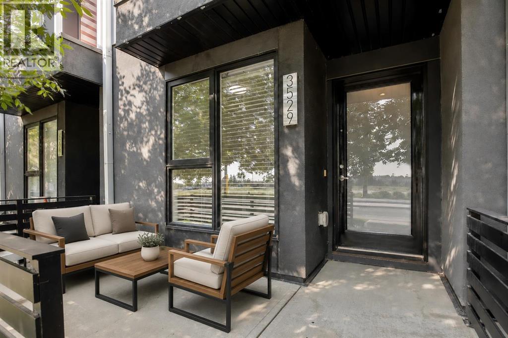 3529 69 Street NW, Bowness, Calgary photo 3