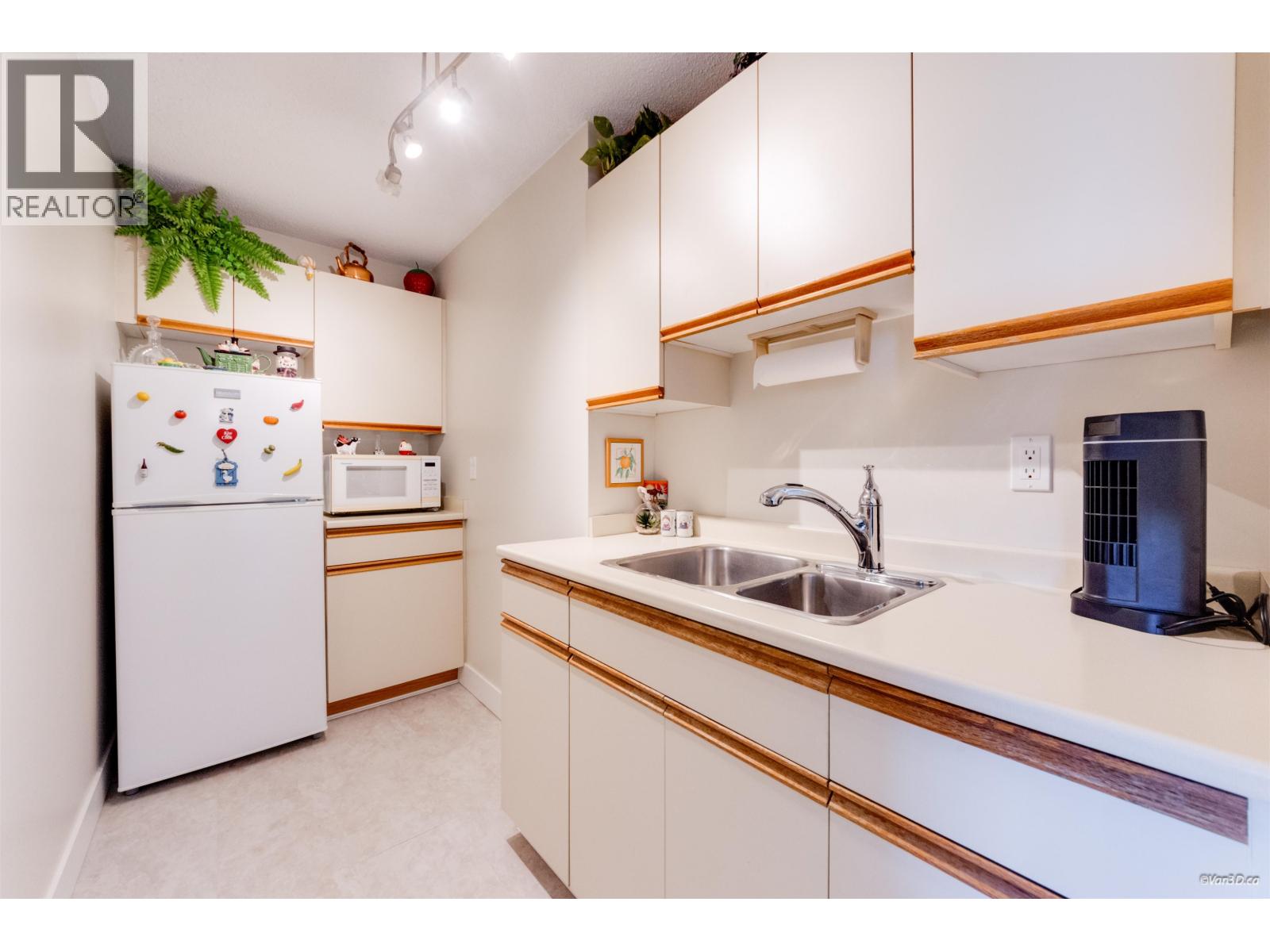 709 6631 MINORU BOULEVARD, Richmond