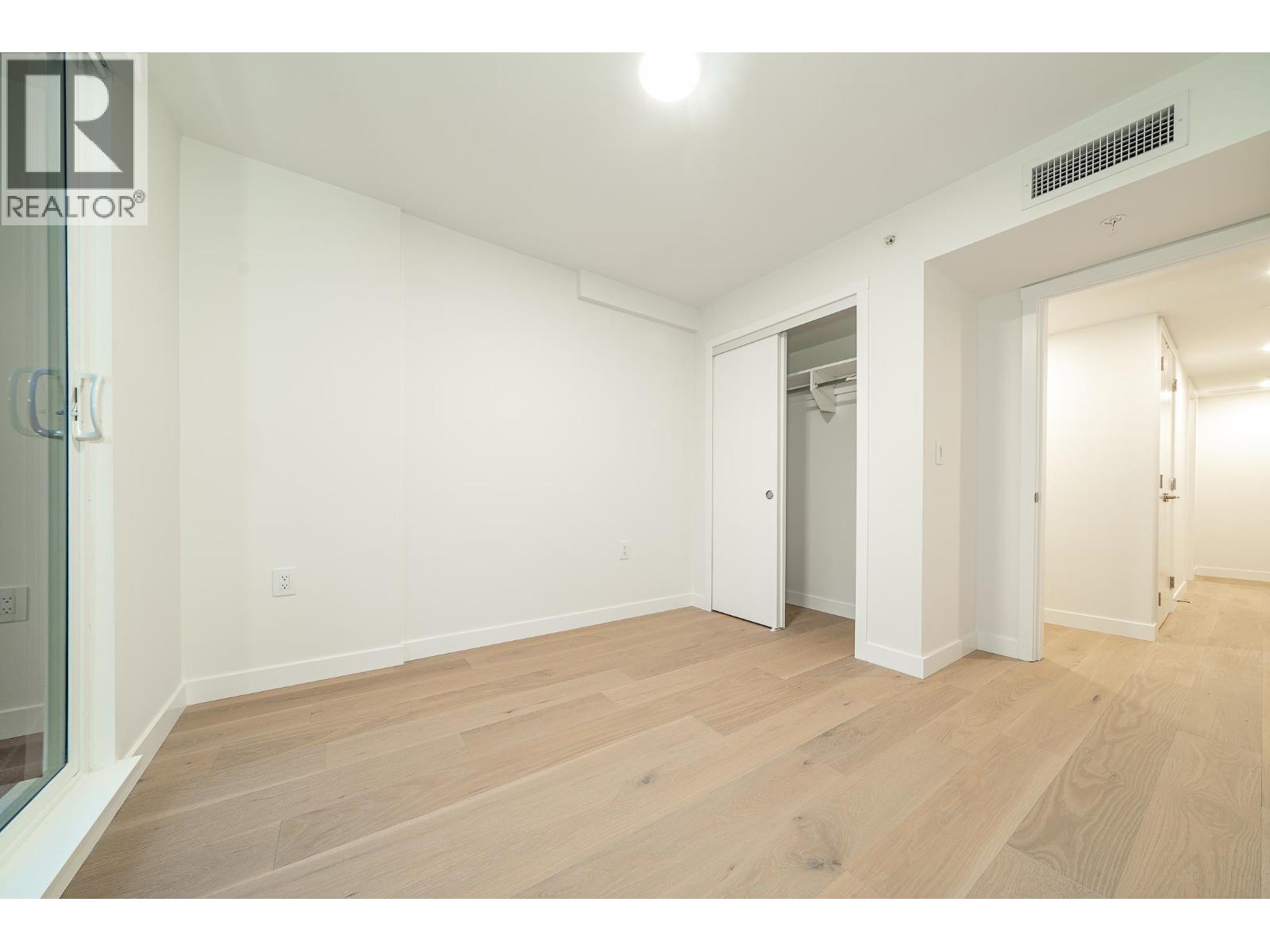107 5212 CAMBIE STREET, Vancouver