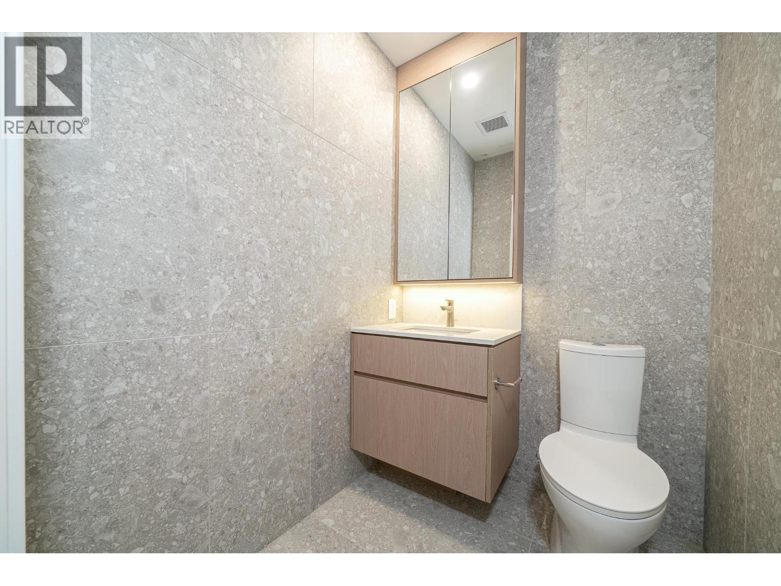 107 5212 CAMBIE STREET, Vancouver