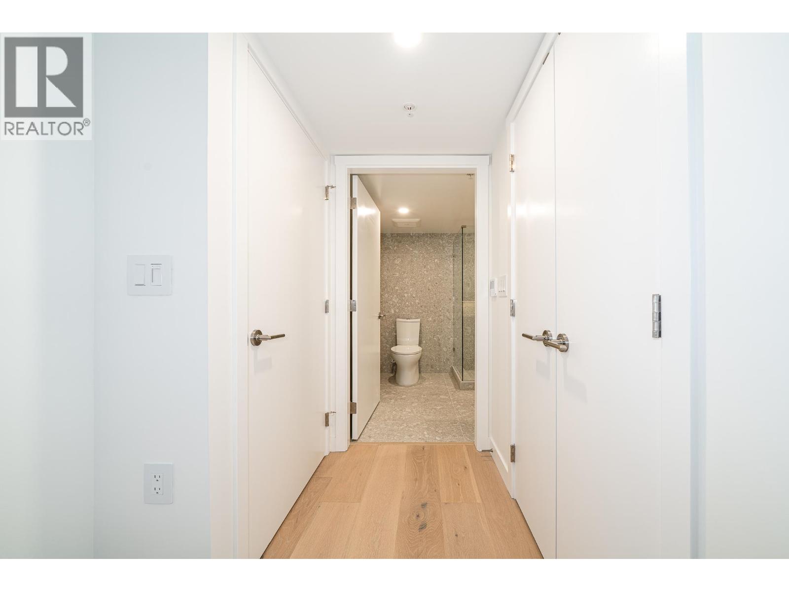 107 5212 CAMBIE STREET, Vancouver