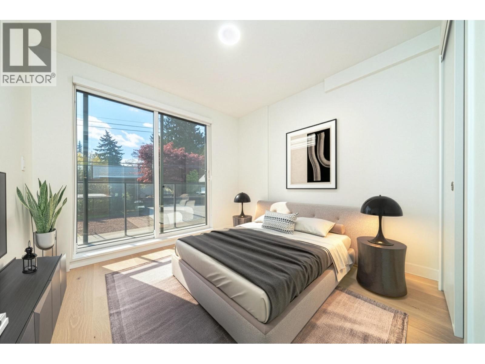 107 5212 CAMBIE STREET, Vancouver