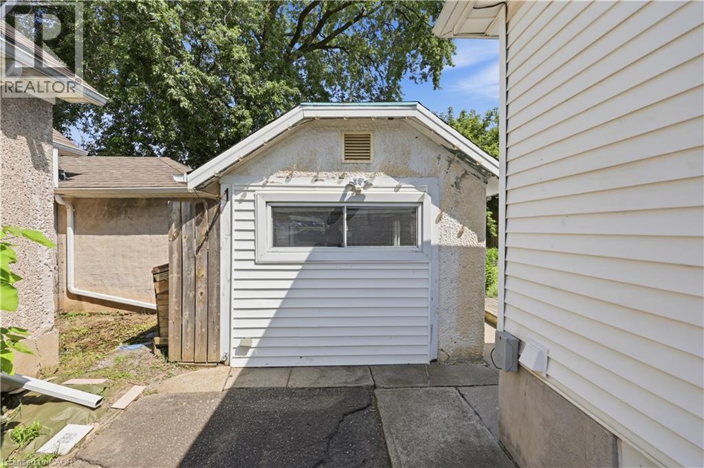 218 LAKE Street - 34