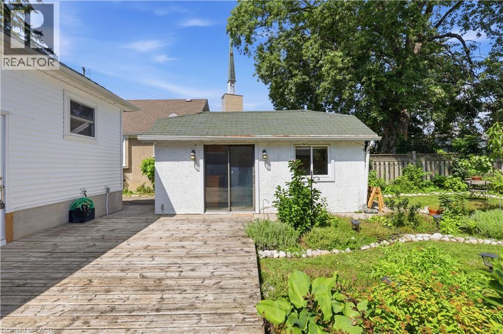 218 LAKE Street - Image 37