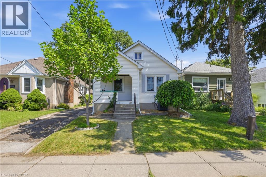 218 LAKE Street - Image 4