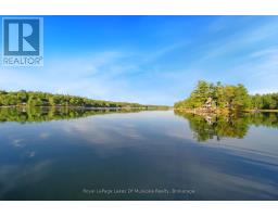 3102 Twelve Mile Bay Road, Georgian Bay, ON P0C1H0 Photo 13