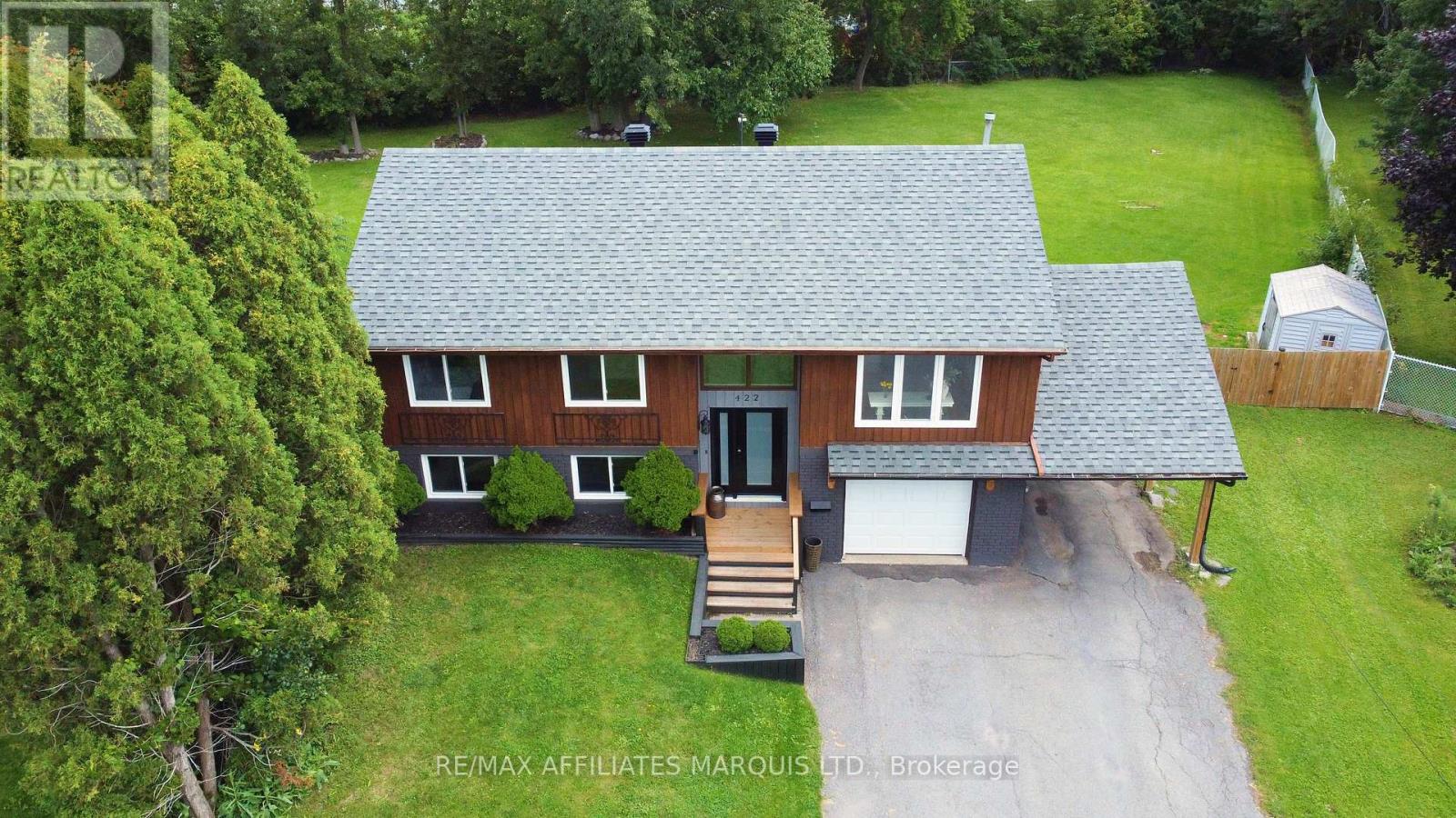 422 HILBERT AVENUE - Image 35