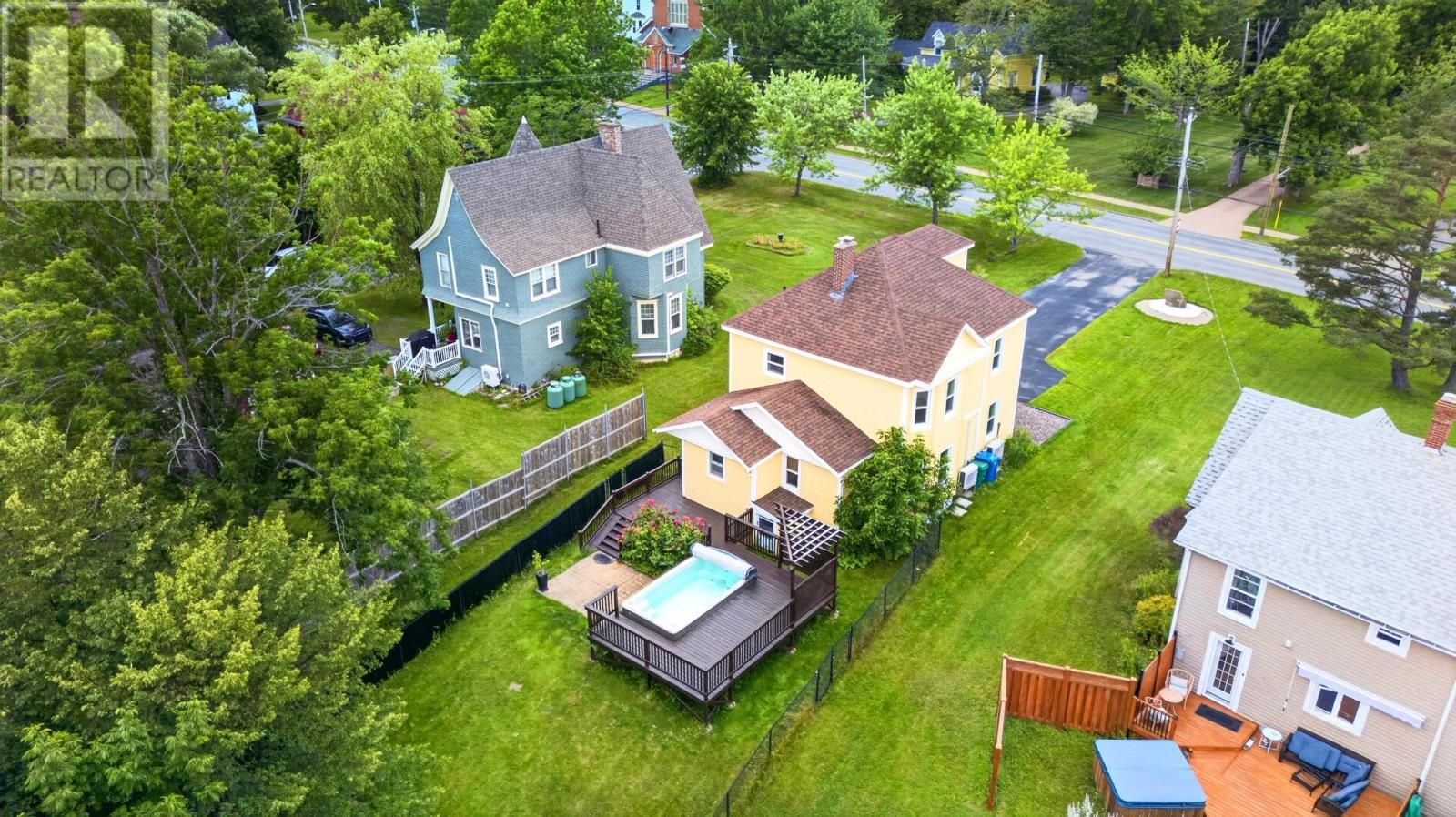 Property 33 of 40 of 1637 NORTH MAIN Street