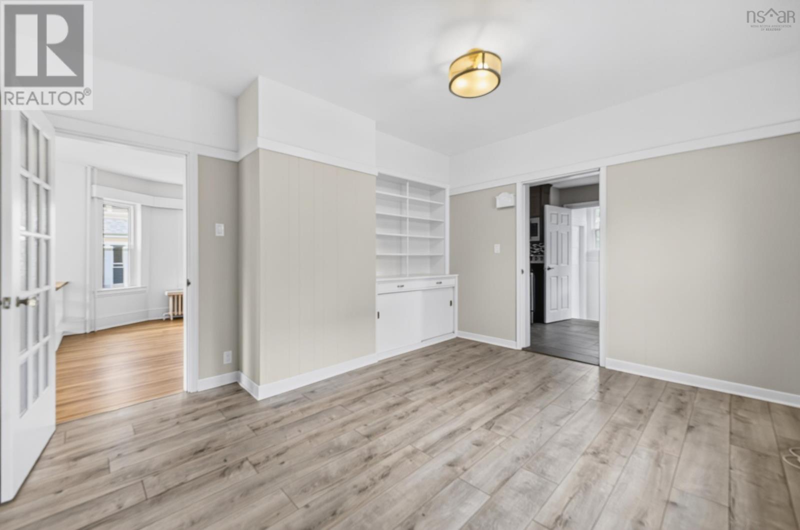 1637 NORTH MAIN Street - 12