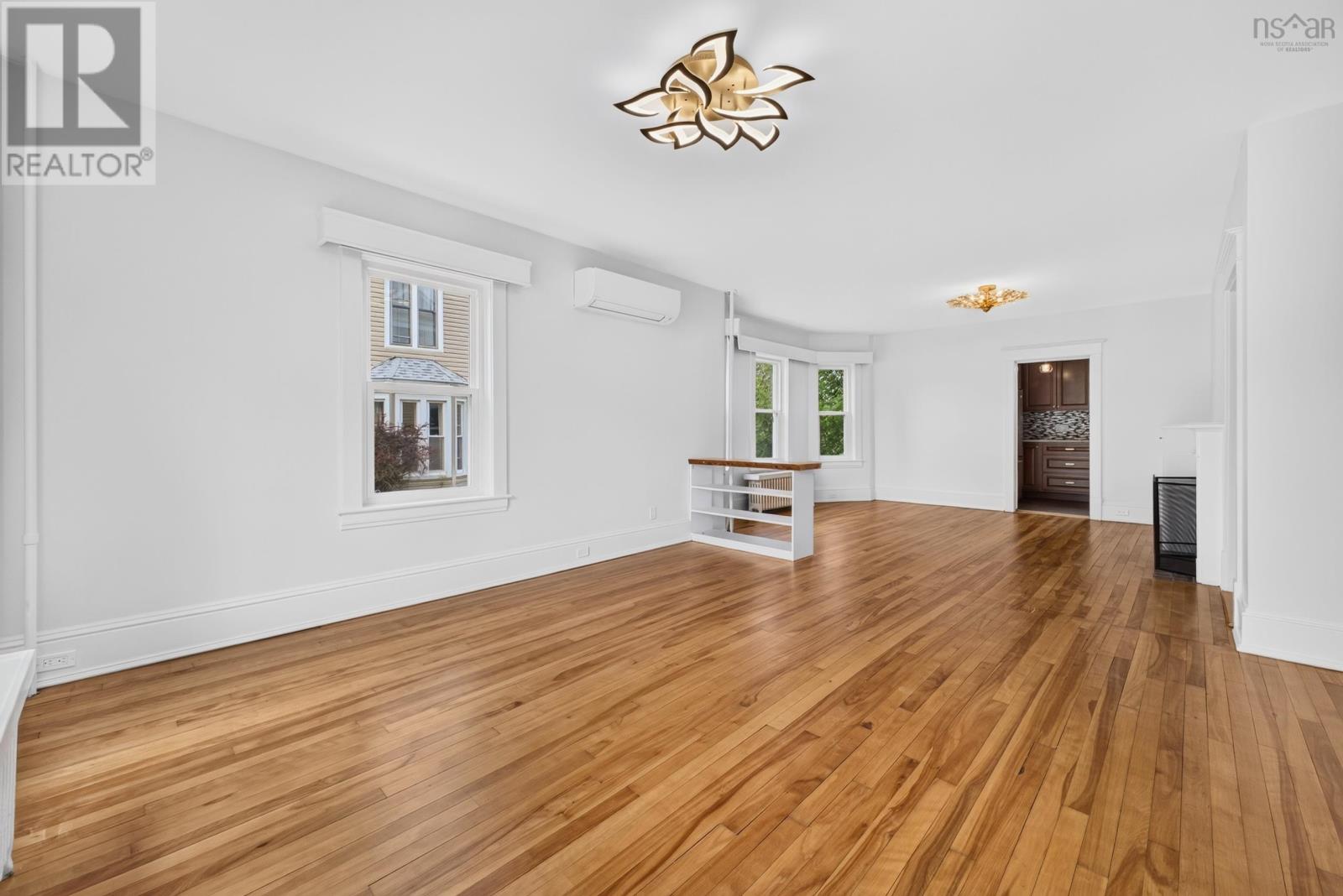 1637 NORTH MAIN Street - 9