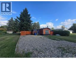 120 3rd Street W, Glenavon, SK S0G1Y0 Photo 81