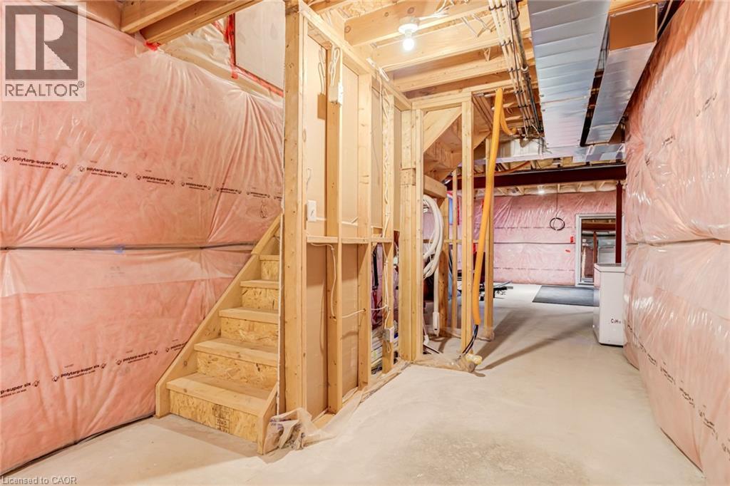 239 CRANBROOK Street - 31