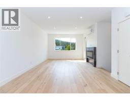1 1559 Ash Rd, Saanich, BC V8N2S9 Photo 17