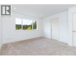 1 1559 Ash Rd, Saanich, BC V8N2S9 Photo 19