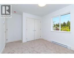1 1559 Ash Rd, Saanich, BC V8N2S9 Photo 30